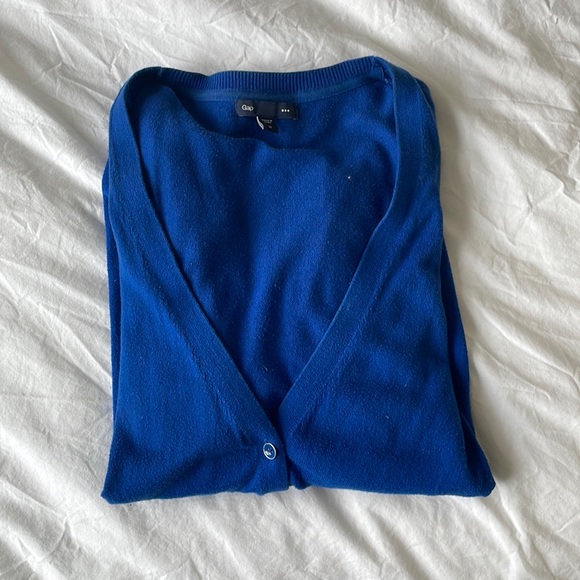 GAP Sweaters - Classic cardigan